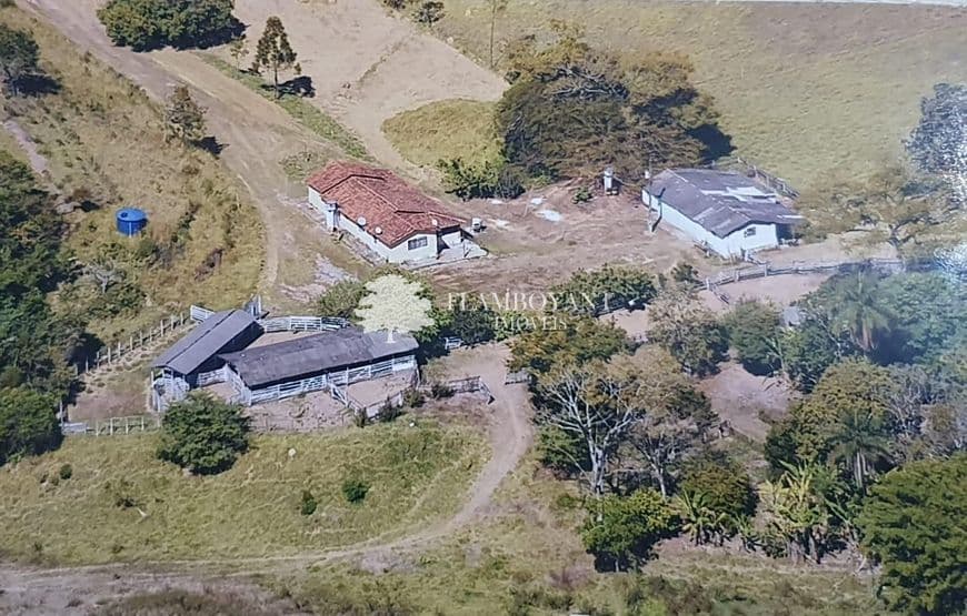Fazenda para vender no Centro image 1
