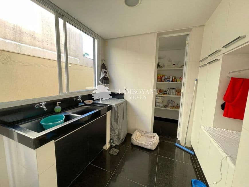 Casa em condomínio para vender no Morada Da Colina image 2